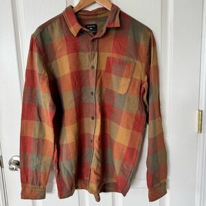 NWT Quicksilver Plaid Button-Up Shirt